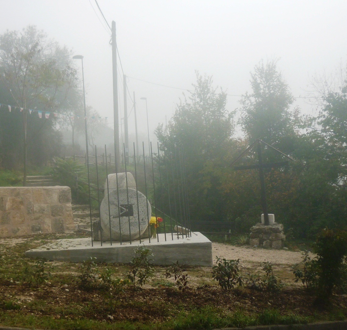 San Pelino (fraz.Avezzano Aq)monumento centenario terremoto 1915